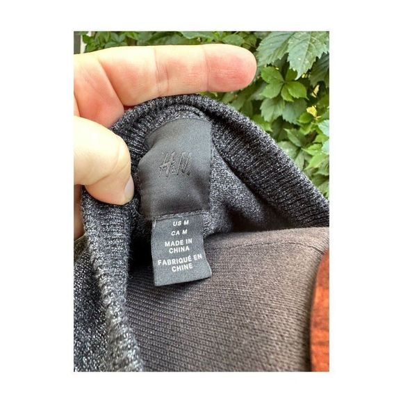 H&M Men's Slate Grey Pullover Sweater V-Neck Fine Knit 100% Cotton Sz M - Picture 3 of 8